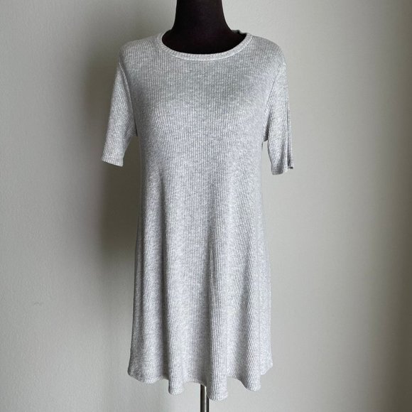 Forever 21 Dresses & Skirts - Forever 21 sz M A-line  shift sweater dress